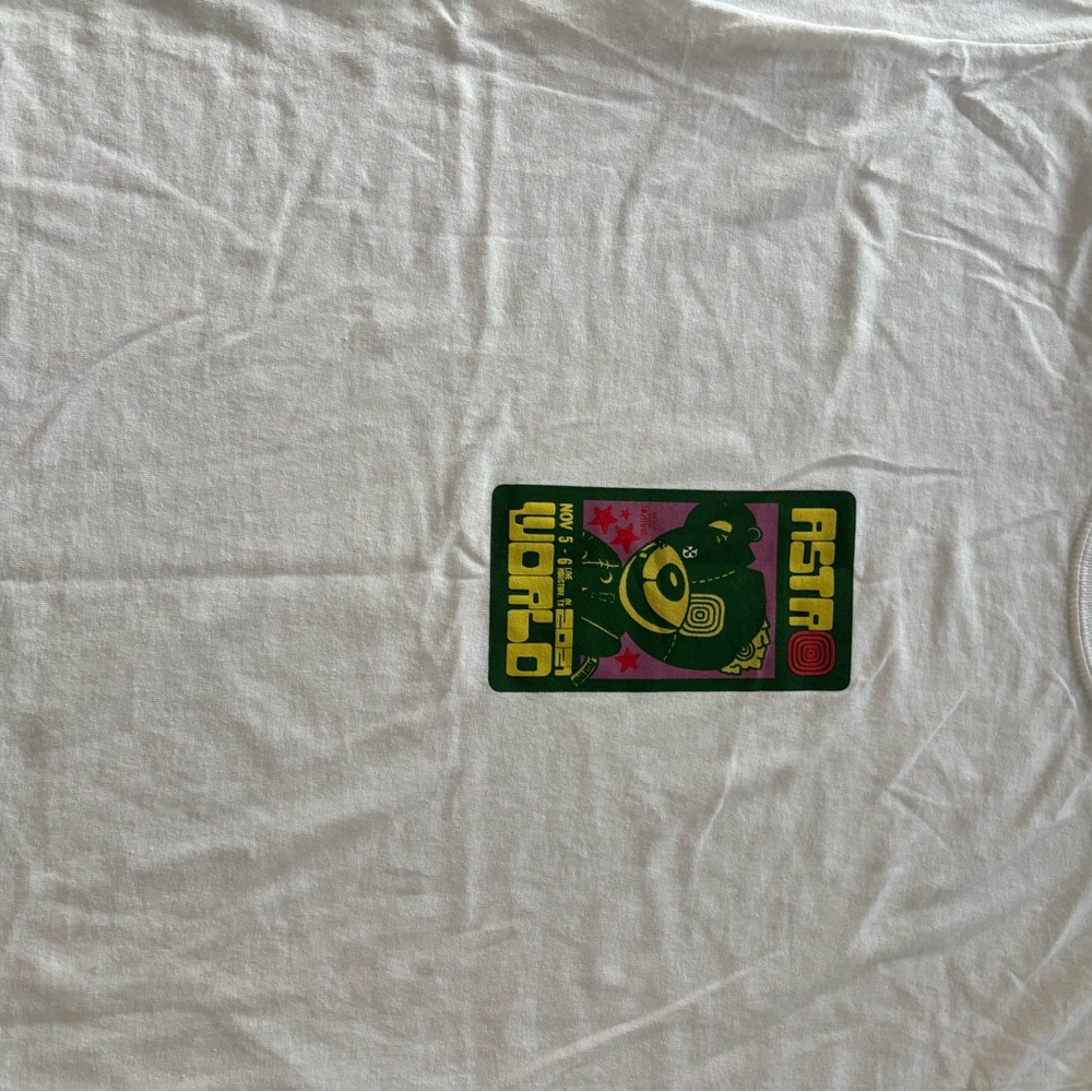 White Graphic T-Shirt with Astroworld. Scare bear tee  Size small